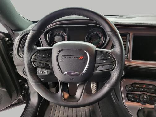 Pitch Black Clearcoat 2023 Dodge Challenger R/T