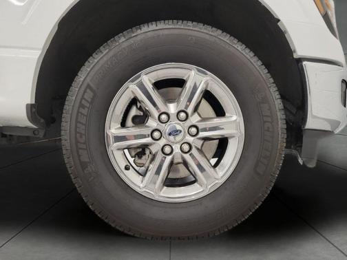 OXFORD WHITE 2024 Ford F-150 XLT