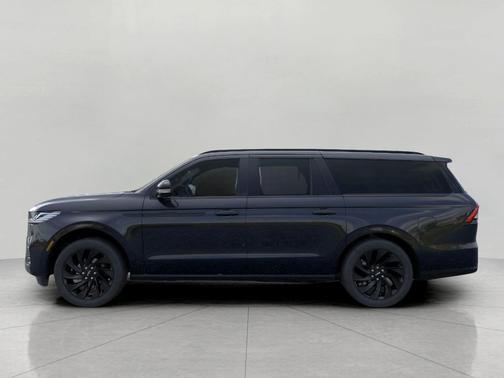 INFINITE BLACK MET CC 2026 Lincoln Navigator Reserve