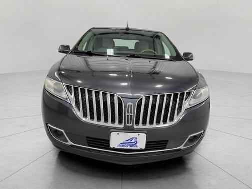 2014 Lincoln MKX Base