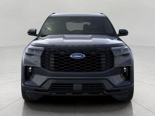 AGATE BLACK METALLIC 2026 Ford Explorer ST-Line