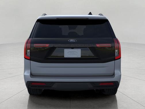 GLACIER GRAY MET TRI-COAT 2026 Ford Expedition Tremor