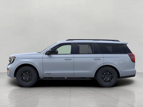 Glacier Gray Metallic Tri-Coat 2026 Ford Expedition Tremor