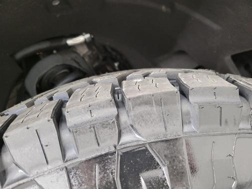 AGATE BLACK METALLIC 2023 Ford F-150 Raptor R