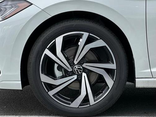 2025 Volkswagen Jetta 1.5T SEL