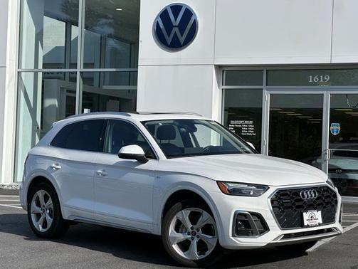 2022 Audi Q5 45 S line Premium Plus