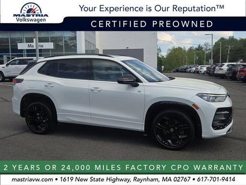 Opal White Pearl Effect 2025 Volkswagen Tiguan 2.0T SE R-Line Black