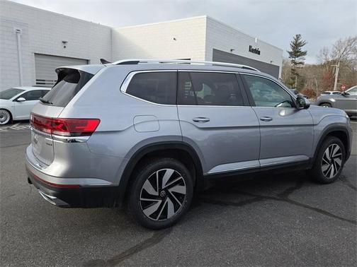 2024 Volkswagen Atlas 2.0T SEL
