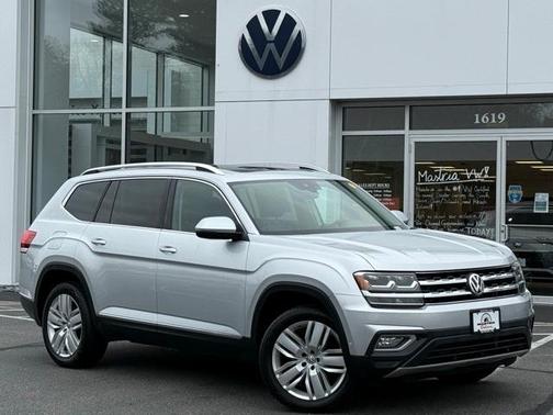 2018 Volkswagen Atlas 3.6L SEL Premium