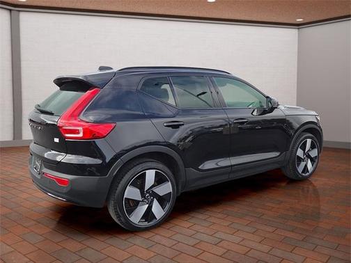 2023 Volvo XC40 Recharge Pure Electric Twin Ultimate