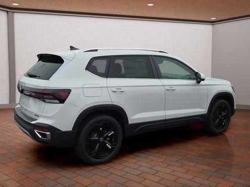 Pure White 2026 Volkswagen Taos 1.5T SEL