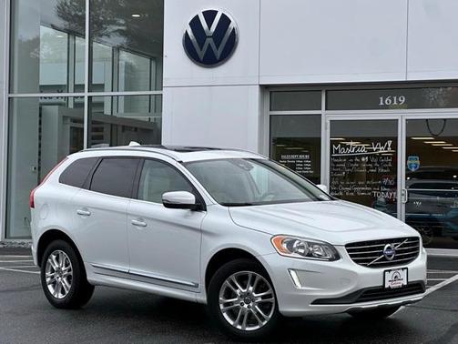 2015 Volvo XC60 T5 Premier