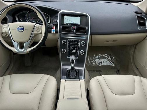 2015 Volvo XC60 T5 Premier