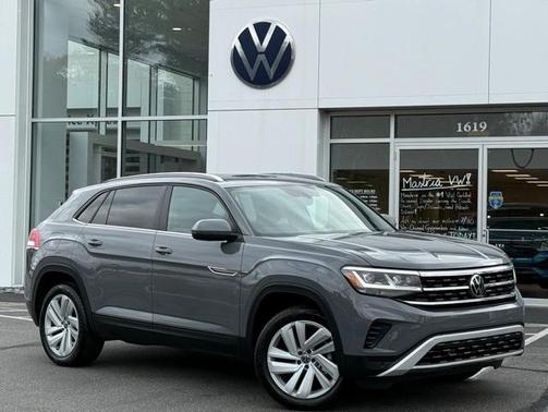 2022 Volkswagen Atlas Cross Sport 2.0T SE w/Technology