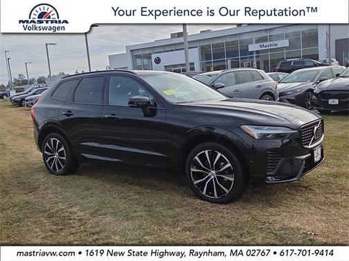 2025 Volvo XC60 B5 Plus