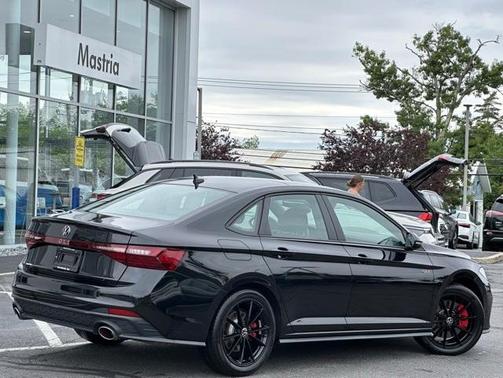 2025 Volkswagen Jetta GLI 2.0T Autobahn