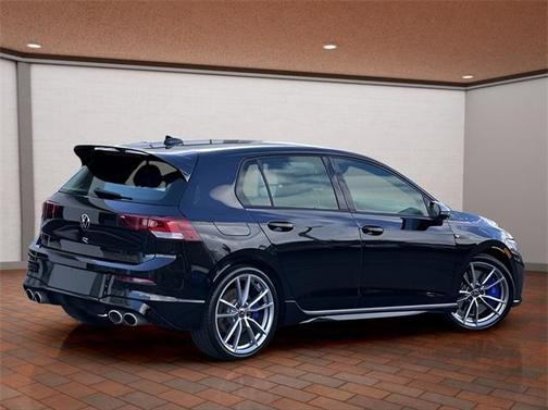 2024 Volkswagen Golf R 2.0T