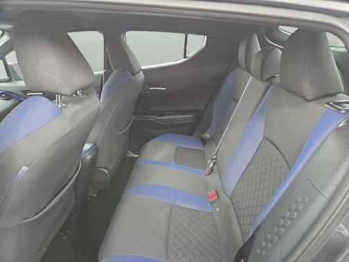 Magnetic Gray Metallic 2021 Toyota C-HR XLE