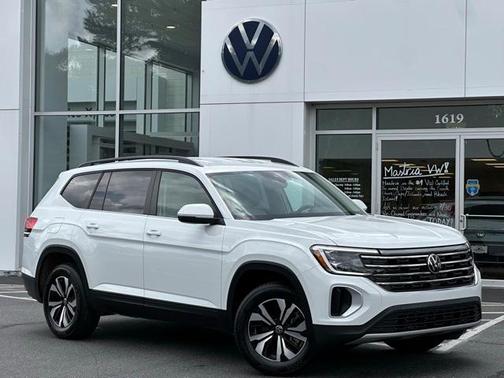 2024 Volkswagen Atlas 2.0T SE