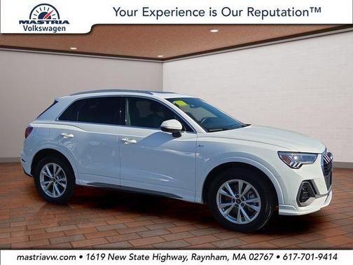 Arkona White 2025 Audi Q3 45 S line Premium