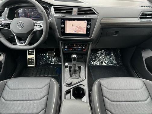 2024 Volkswagen Tiguan 2.0T SEL R-Line