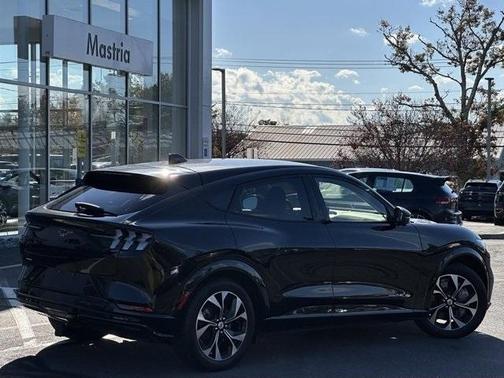 2022 Ford Mustang Mach-E Premium