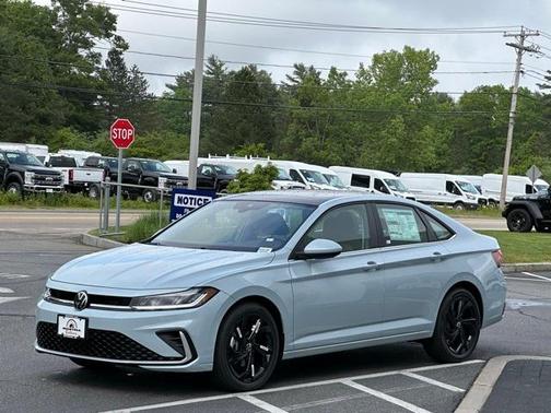 2025 Volkswagen Jetta 1.5T SE