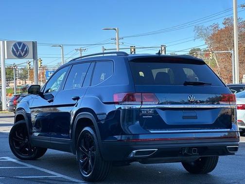 2023 Volkswagen Atlas 3.6L SE w/Technology