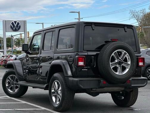 2022 Jeep Wrangler Unlimited Sahara