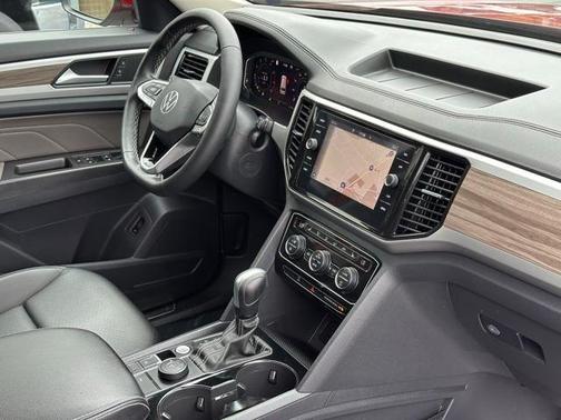 2023 Volkswagen Atlas 2.0T SEL