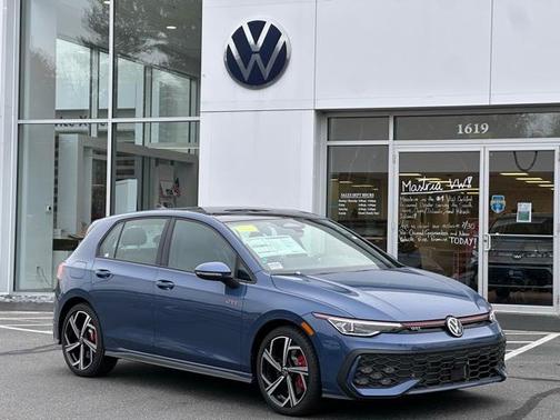 2026 Volkswagen Golf GTI SE