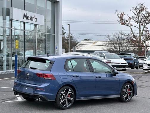 2026 Volkswagen Golf GTI SE