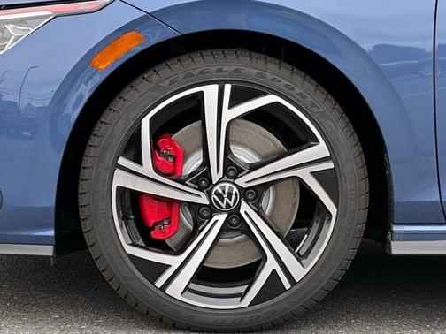 2026 Volkswagen Golf GTI SE