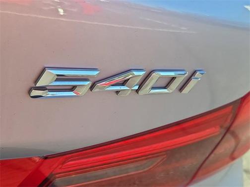 2017 BMW 540 i xDrive