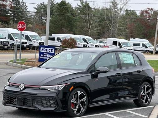 2026 Volkswagen Golf GTI SE