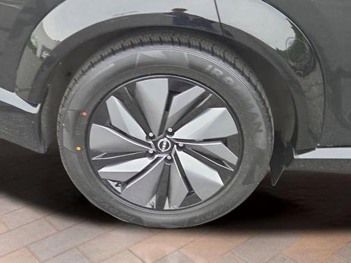 Black (P) 2024 Nissan ARIYA EVOLVE+