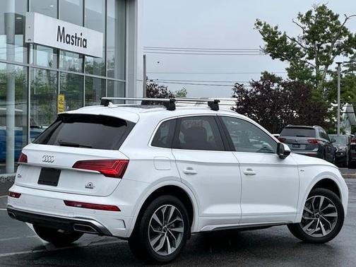2024 Audi Q5 45 S line quattro Premium