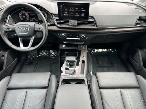 2024 Audi Q5 45 S line quattro Premium