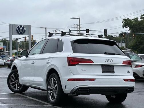 2024 Audi Q5 45 S line quattro Premium