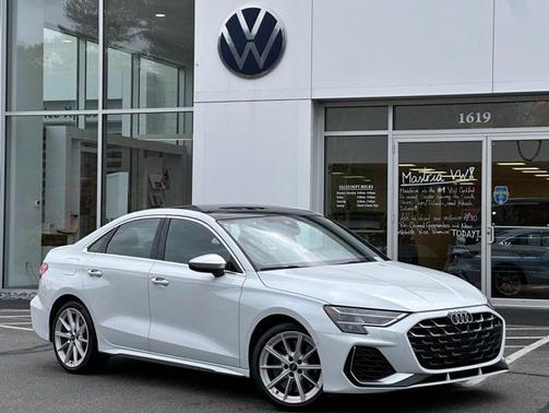 2025 Audi S3 2.0T quattro Premium