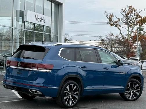 2025 Volkswagen Atlas 2.0T SEL Premium R-Line