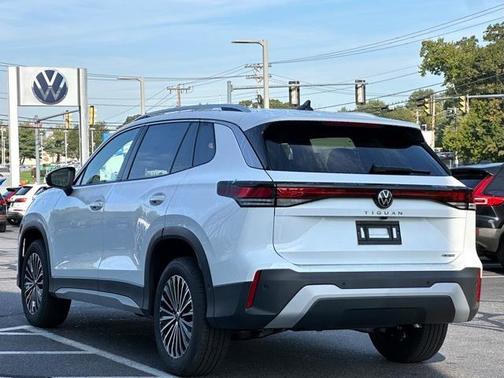 2025 Volkswagen Tiguan 2.0T S