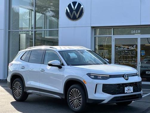 2025 Volkswagen Tiguan 2.0T S