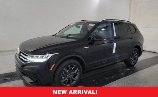 2024 Volkswagen Tiguan 2.0T SE R-Line Black