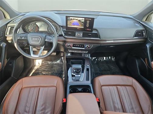 2023 Audi Q5 45 S line quattro Premium