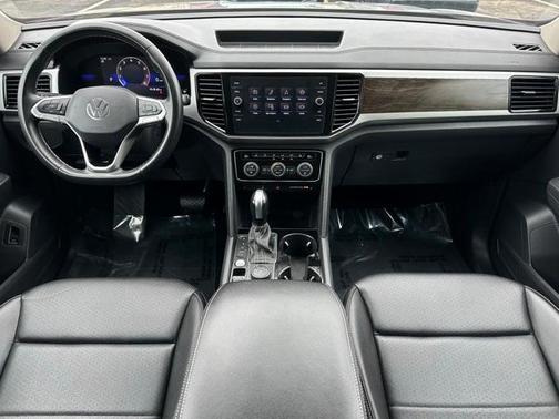 2022 Volkswagen Atlas 2.0T SE