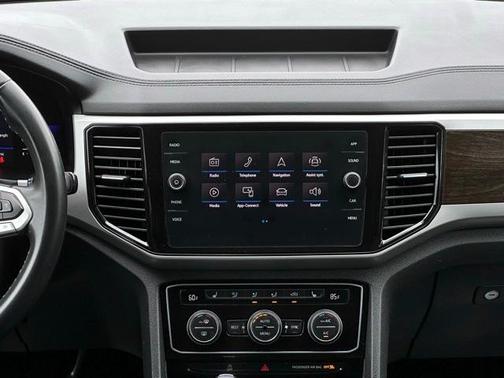 2022 Volkswagen Atlas 2.0T SE