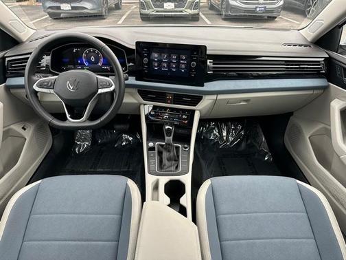 2025 Volkswagen Jetta 1.5T SE