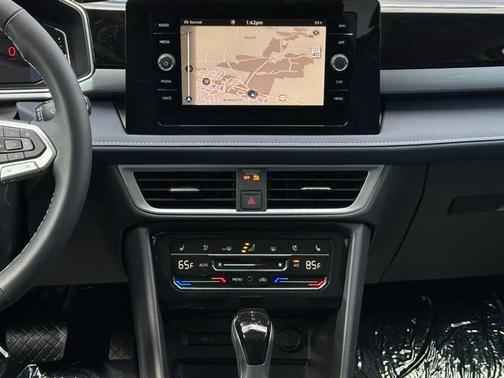 2025 Volkswagen Taos 1.5T SEL