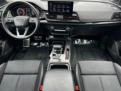 2022 Audi SQ5 3.0T Premium Plus